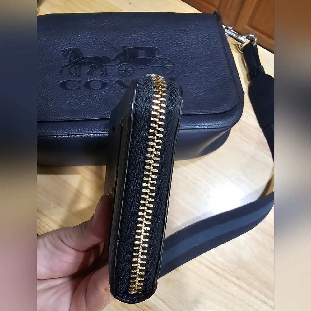 Coach Carriage Navy Blue Pebbled Grain Leather Messenger and Wallet Set EUC - Picture 13 of 16